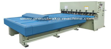 Escala de alimentação de corte automática hidráulica da imprensa 4m do corte do feixe da máquina do CNC
