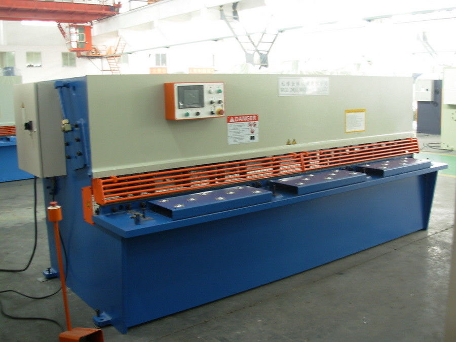 máquina de corte hidráulica do cortador da tesoura elétrica da máquina 380V do CNC 450Mpa
