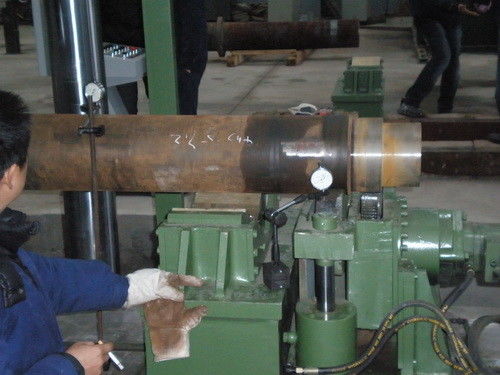 500 tipo tubulação de Ton Hydraulic Straightening Machine 4 Colunm de aço da curvatura da máquina da imprensa