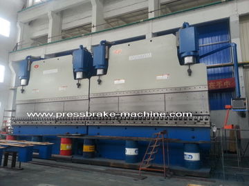 Máquina em tandem do freio da imprensa do sistema de controlo 12m longo de 2500 toneladas do CNC DELEM da placa de aço