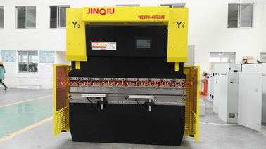Armário de aço/perfuração em forma de caixa da seção do comprimento da máquina 2000mm do freio da imprensa do CNC
