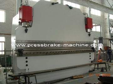comprar Processamento de chapas CNC Freio de pressão hidráulica 600 T Pressão Certificado CE online manufacture