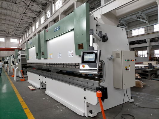 comprar Freio de prensagem hidráulica CNC azul com 6000mm comprimento de curvatura controlador CNC e 5000kg de peso para moldagem de metal de precisão online manufacture