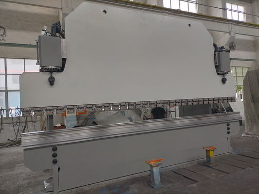 comprar Máquina de travagem de pressão hidráulica CNC de 5000 kg, com comprimento de curvatura de 6000 mm e ângulo de curvatura máximo de 175°, para moldagem industrial de metais online manufacture