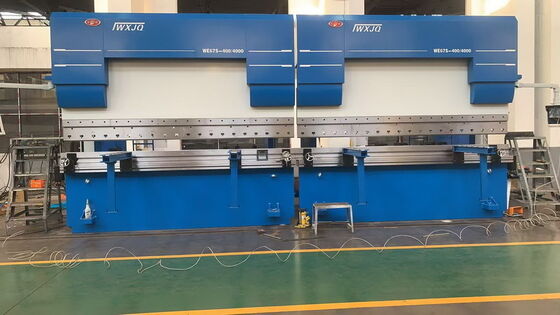 comprar Freio CNC Tandem com 800 mm a 1200 mm de altura de mesa 500-1000 mm de comprimento de banda traseira e 200 mm a 1600 mm de profundidade da garganta online manufacture