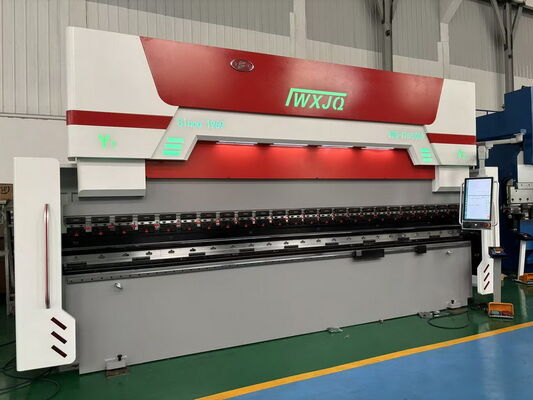 comprar Máquina de frenagem de pressão CNC de alta potência 170T Processamento de 5m de aço inoxidável longo online manufacture