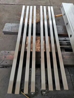 comprar Lâminas de Precisão para Cisalhamento de Metal com Retilineidade de 0,05 mm, Furo Rebaixado com Ranhura e Lâminas de Corte Resistentes ao Desgaste online manufacture