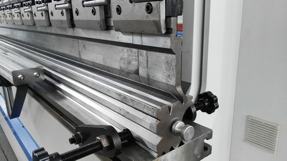 comprar Forjamento material de perfuração afiado da ferramenta 42CrMo do freio da imprensa 125T 30 do grau de grande resistência online manufacture