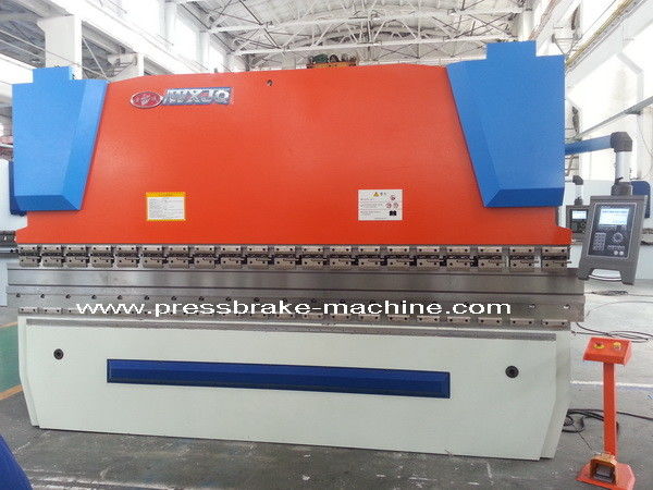 4M Folha de metal de comprimento CNC Prensa hidráulica Processamento de travões Aço de canal tipo C