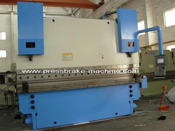 Espessura 0,5-16 mm Máquina de travagem de curvatura Desempenho confiável