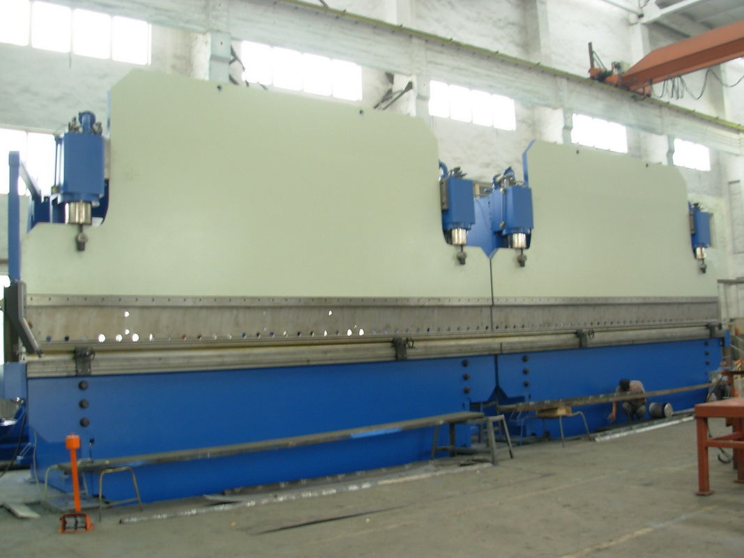 Folha de metal hidráulico CNC Tandem Press Brake 70 M/Min Largura da mesa 200 - 800Mm 12m