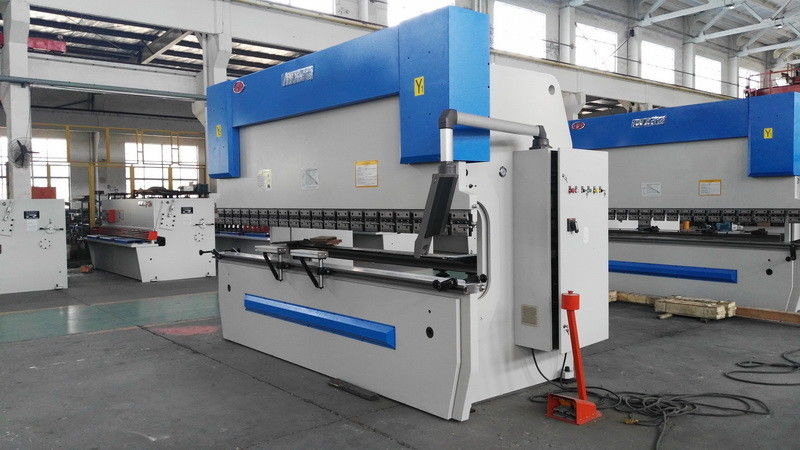 Máquina de travagem de chapa de metal de pressão de 100-400T com sistema de controlo PLC