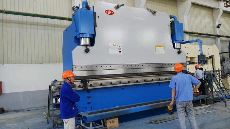 500T Força CNC Freio de Prensa Hidráulica Usando na Fabricação de Metal,Fábricas de Automóveis