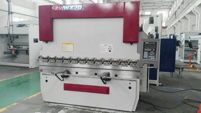 4M Folha de metal de comprimento CNC Prensa hidráulica Processamento de travões Aço de canal tipo C