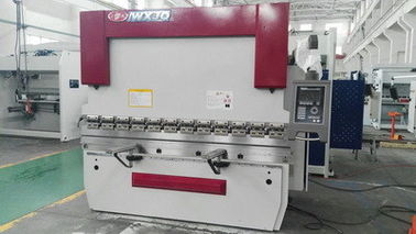 4M Folha de metal de comprimento CNC Prensa hidráulica Processamento de travões Aço de canal tipo C